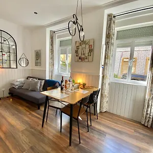 Flat Graca 48 Lisboa